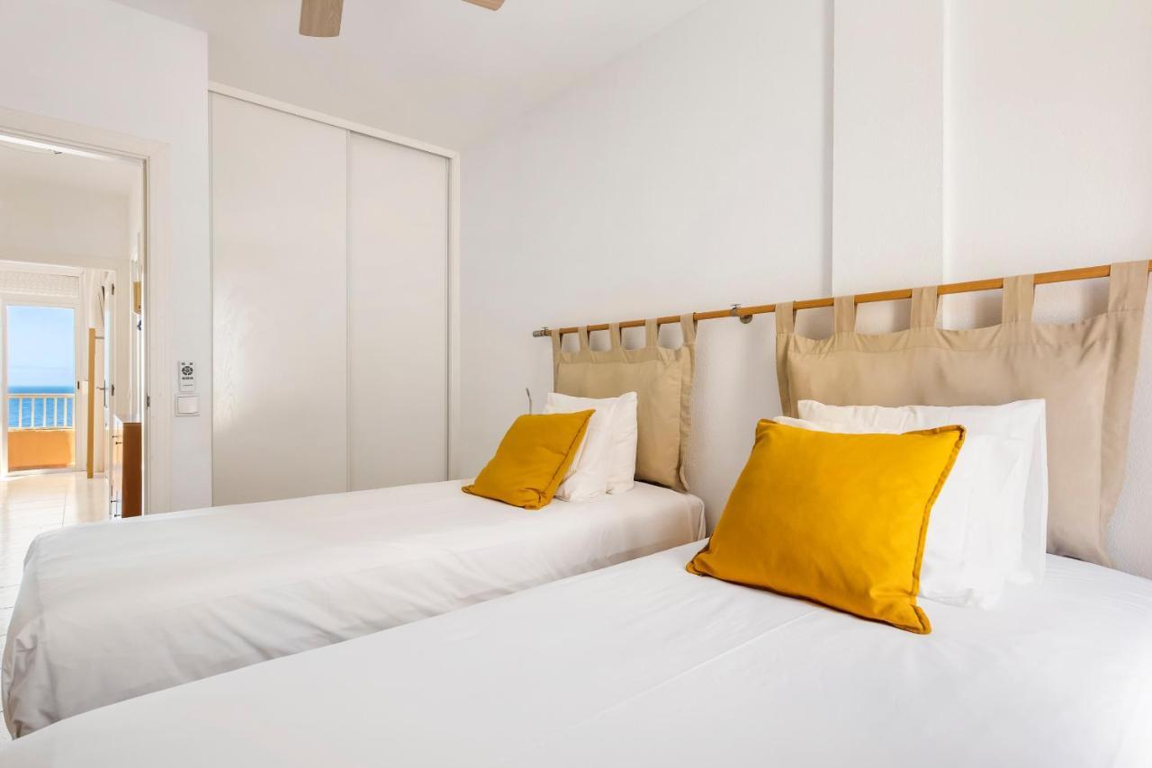 Beachfront Triplex With Swimming Pool & Parking Radazul Luaran gambar