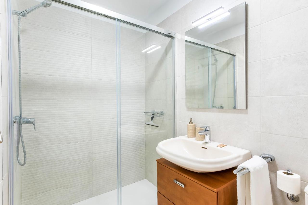 Beachfront Triplex With Swimming Pool & Parking Radazul Luaran gambar